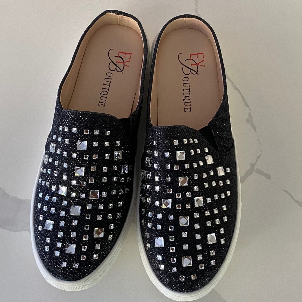 EY Boutique Black Rhinestone Sneaker Slide size 8-8.5